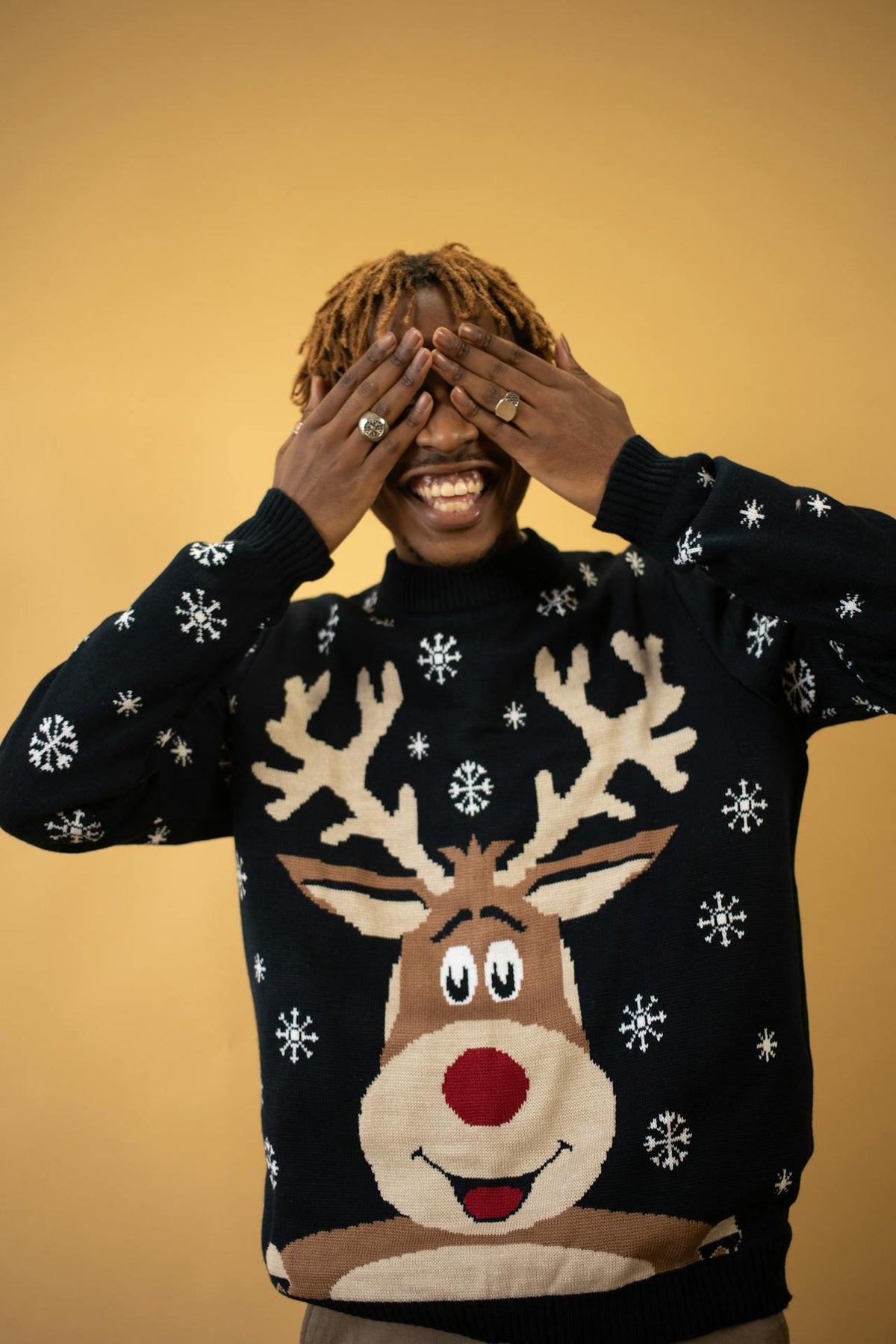 Christmas Sweater Outfit Ideas for Every Type of Party
